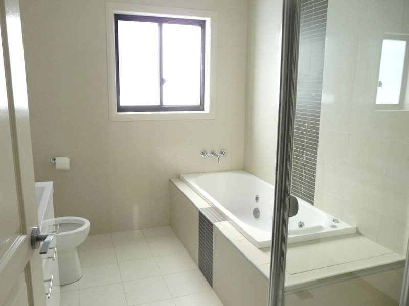 10 Laurie Place, Belrose NSW 2085