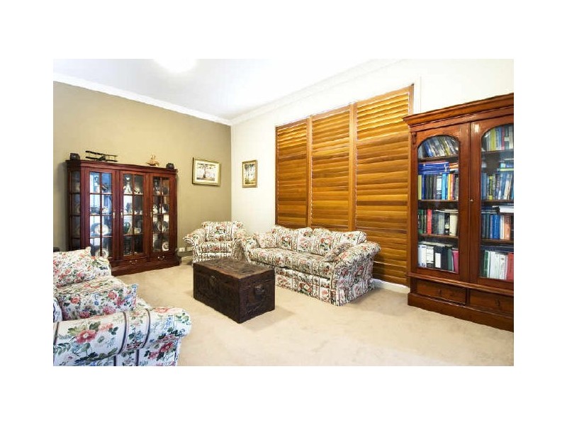 13 Seaview Parade, Belrose NSW 2085