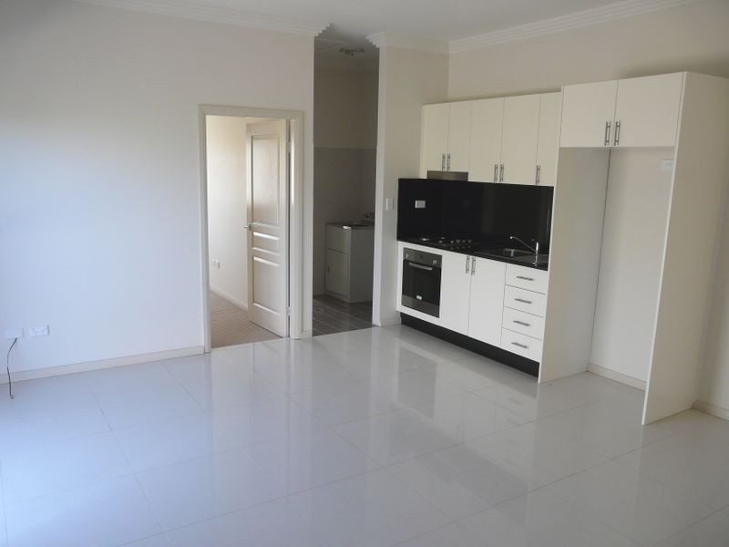 1/10 Laurie Place, Belrose NSW 2085