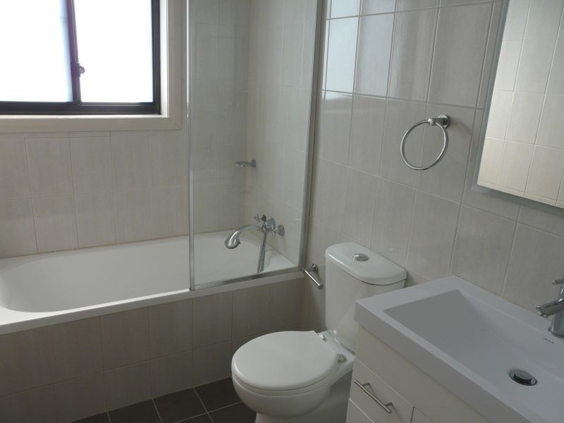 1/10 Laurie Place, Belrose NSW 2085