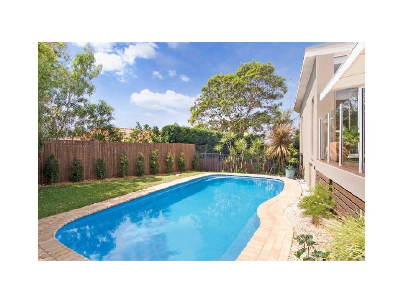 12 Greendale Avenue, Frenchs Forest NSW 2086