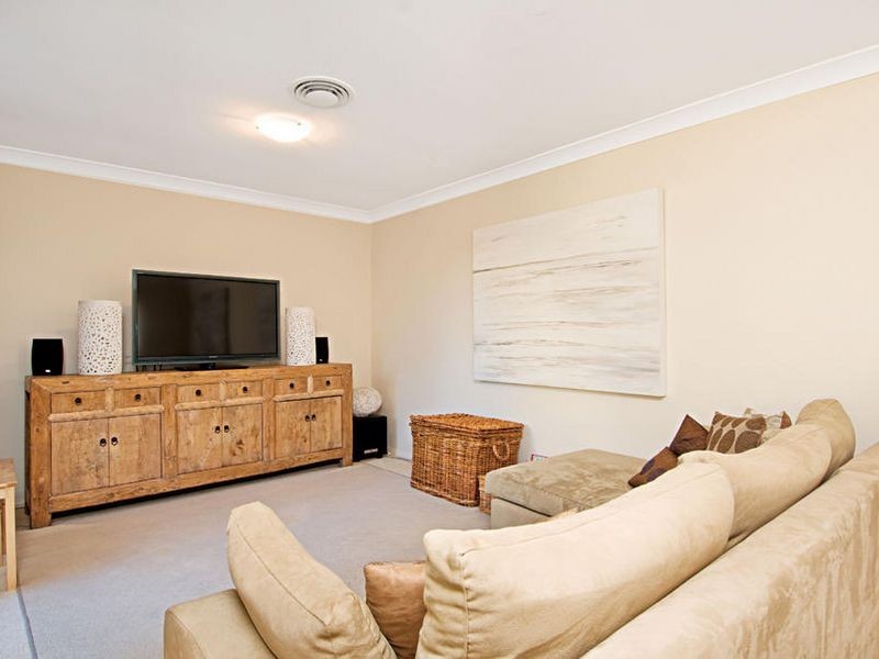 18 Childs Circuit, Belrose NSW 2085