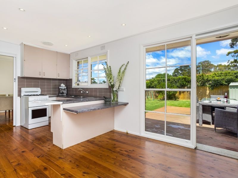 10 Lockhart Place, Belrose NSW 2085