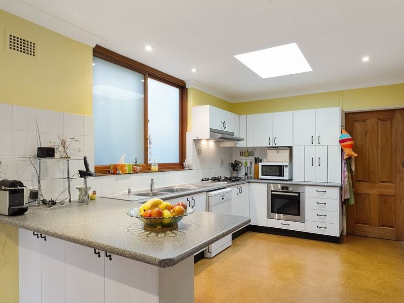 22A Connemara Avenue, Killarney Heights NSW 2087