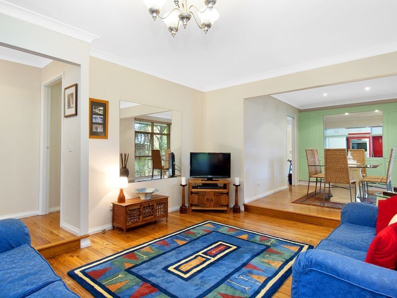 2 Hal Hammond Place, Belrose NSW 2085