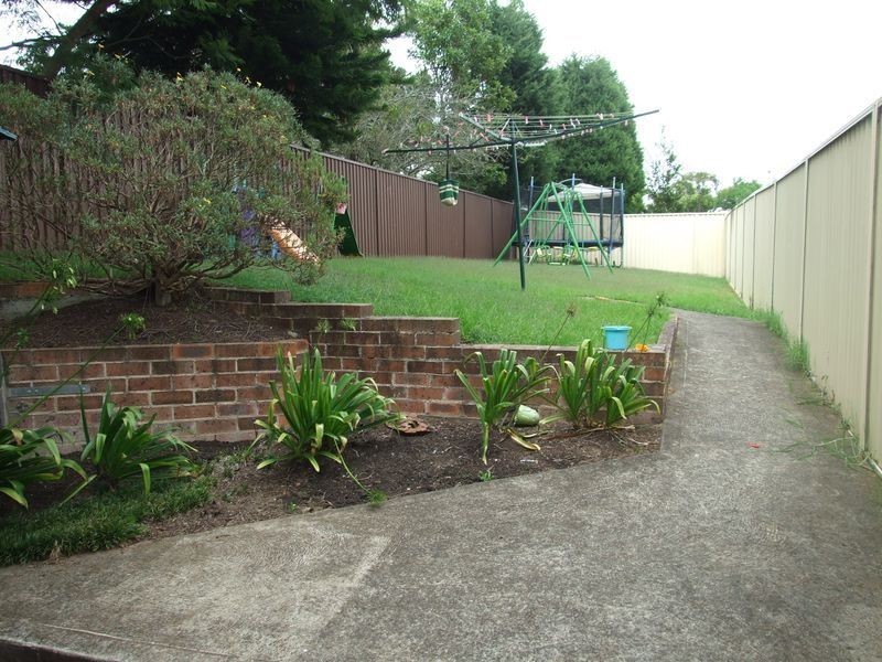 65 Pringle Avenue, Belrose NSW 2085