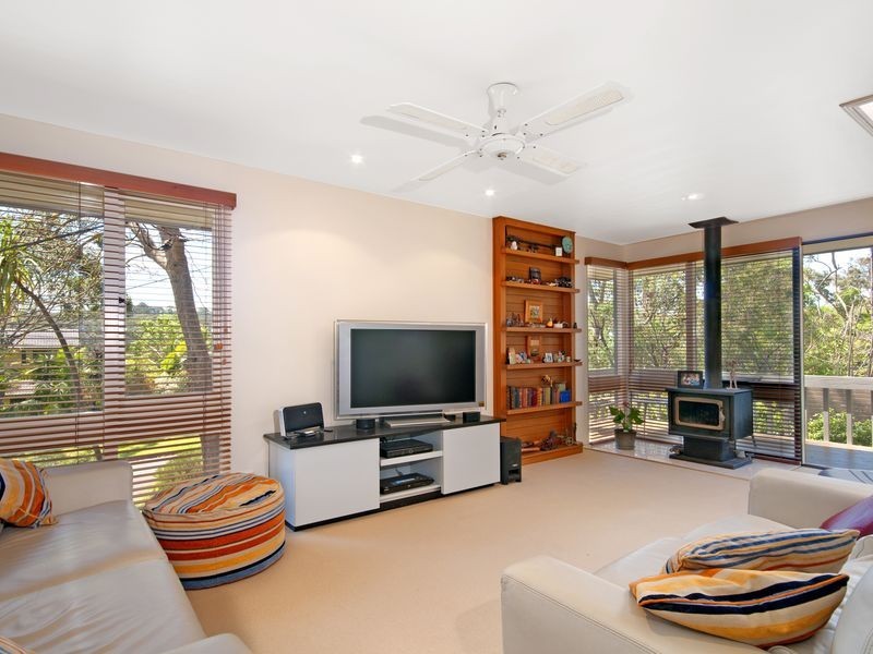 19 Karalta Crescent, Belrose NSW 2085