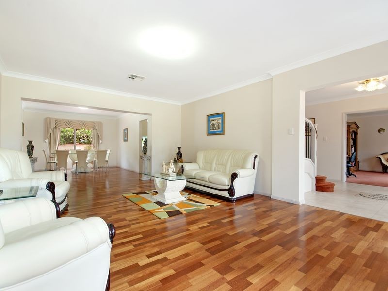3 St Andrews Close, Belrose NSW 2085