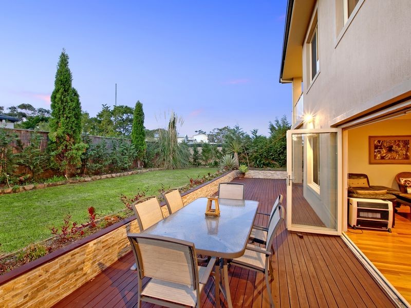 12 Paramount Close, Belrose NSW 2085