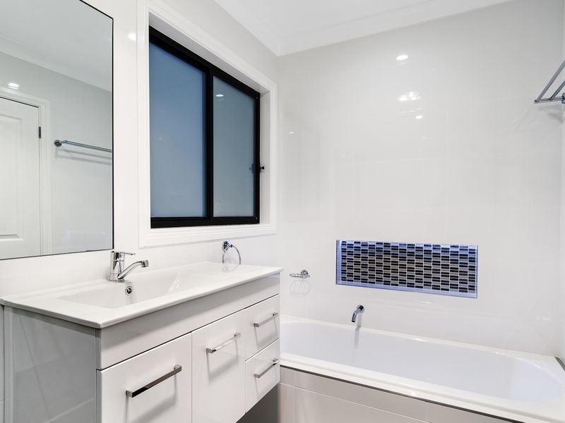 19 Hews Parade, Belrose NSW 2085