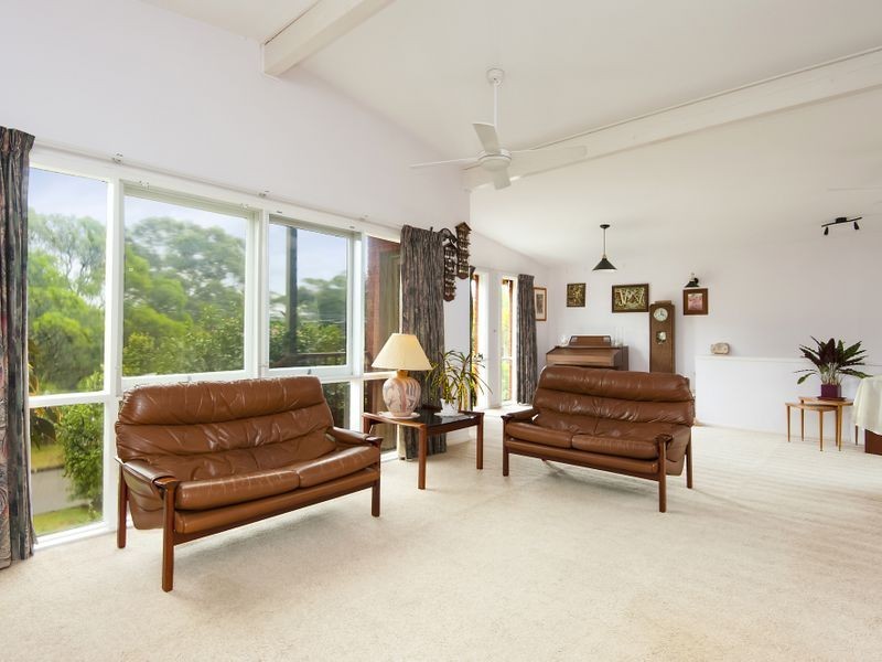 5 Windermere Place, Wheeler Heights NSW 2097