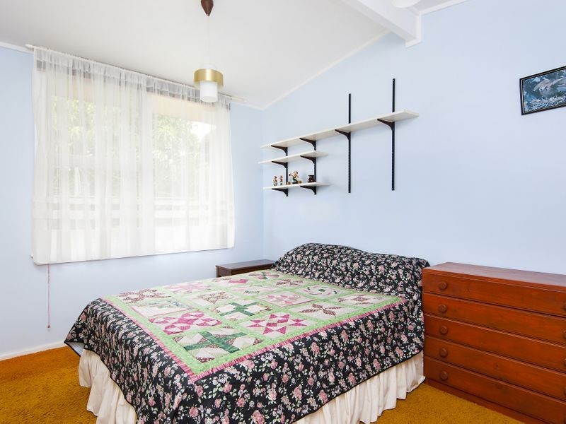 5 Windermere Place, Wheeler Heights NSW 2097