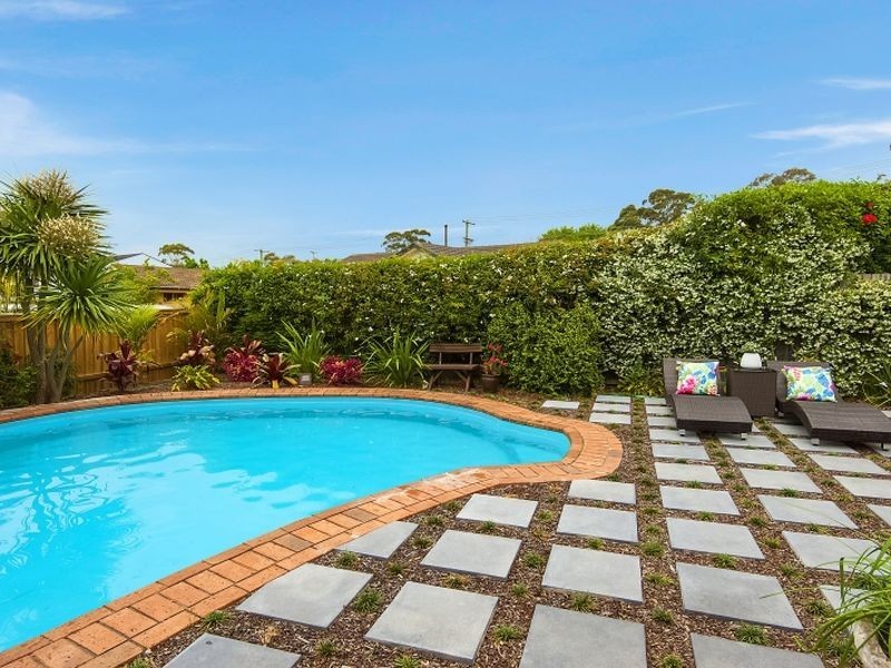 9 Lockhart Place, Belrose NSW 2085