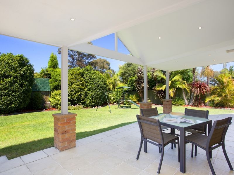 11 Broughton Place, Davidson NSW 2085