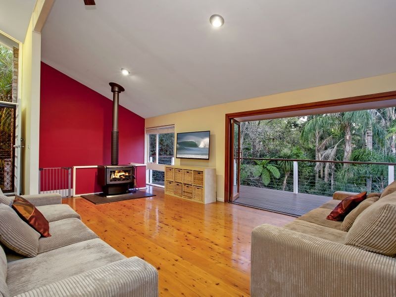 6 Pringle Avenue, Frenchs Forest NSW 2086