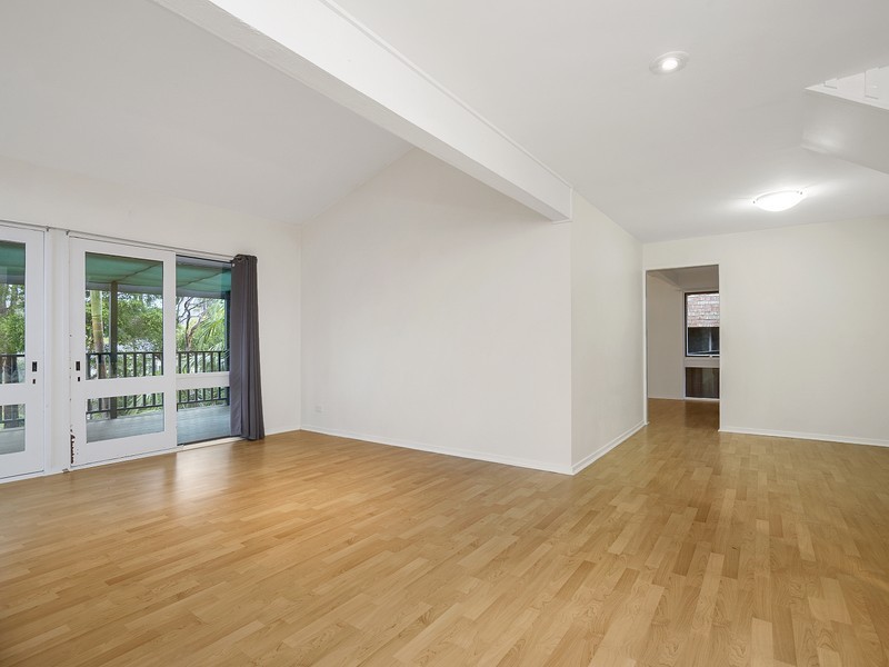 22 Halloran Avenue, Davidson NSW 2085