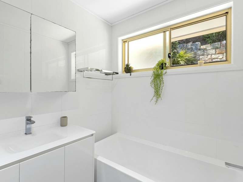 8 Garie Place, Frenchs Forest NSW 2086