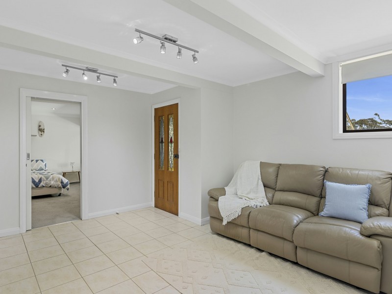 8 Garie Place, Frenchs Forest NSW 2086