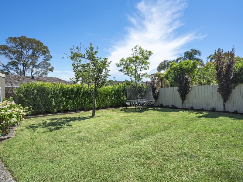 19 Malbara Crescent, Frenchs Forest NSW 2086