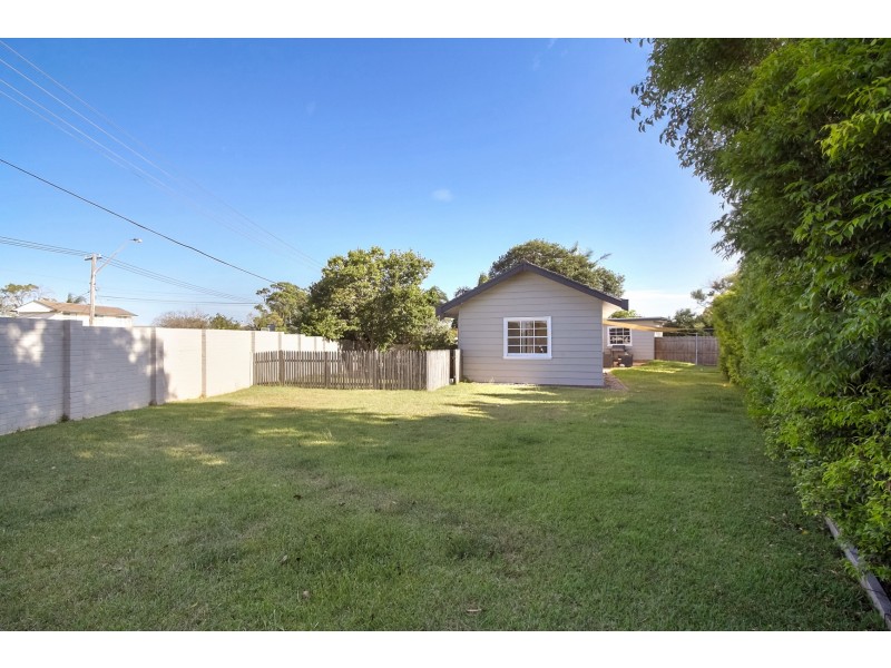 102 Prince Charles Road, Frenchs Forest NSW 2086