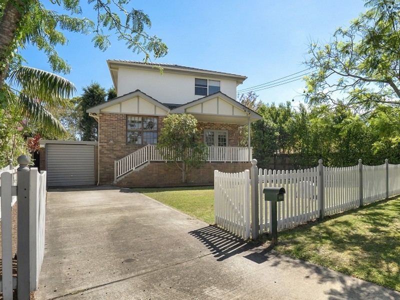 60 Karingal Crescent, Frenchs Forest NSW 2086