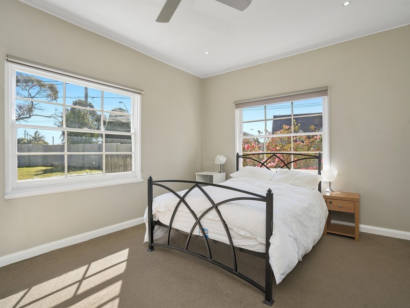 102 Prince Charles Road, Frenchs Forest NSW 2086