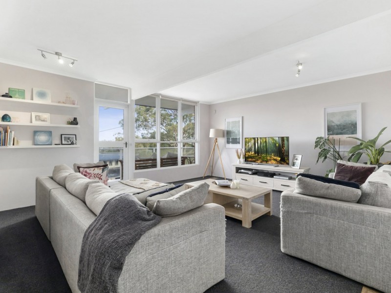 8 Merrilee Crescent, Frenchs Forest NSW 2086