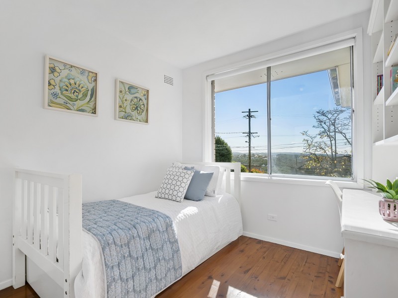 27 Bimbadeen Crescent, Frenchs Forest NSW 2086