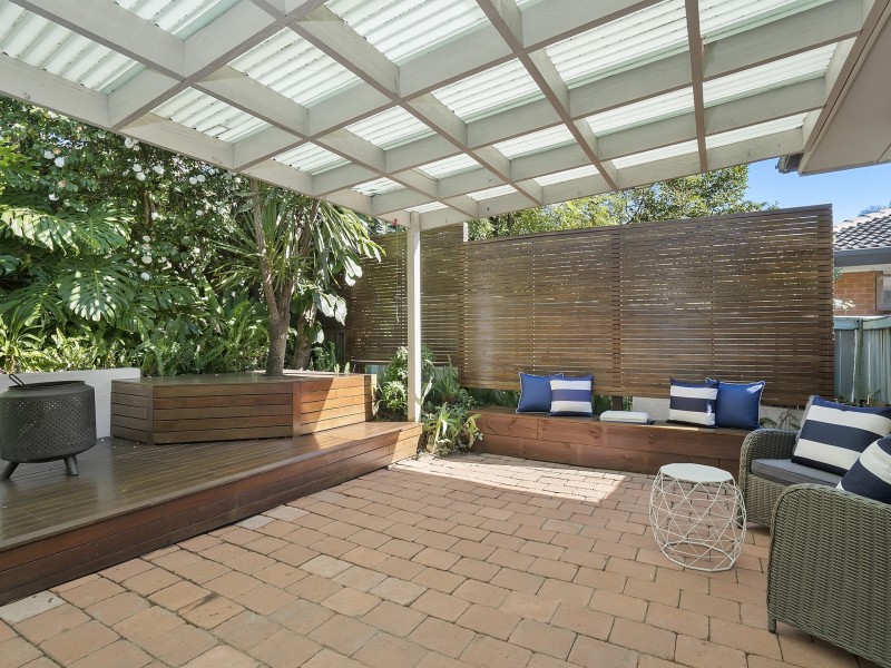 27 Bimbadeen Crescent, Frenchs Forest NSW 2086