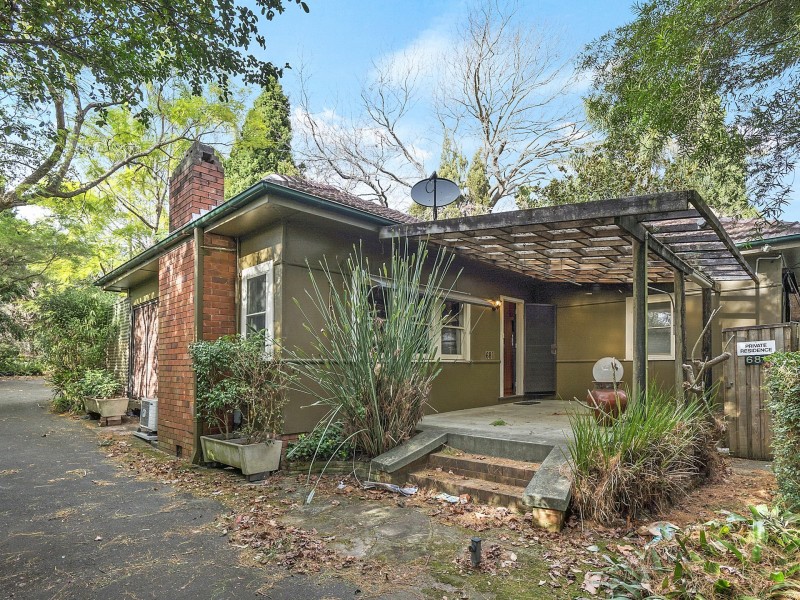 681 Warringah Road, Forestville NSW 2087