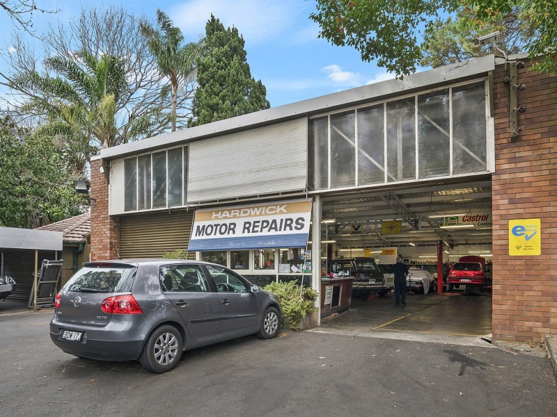 681 Warringah Road, Forestville NSW 2087