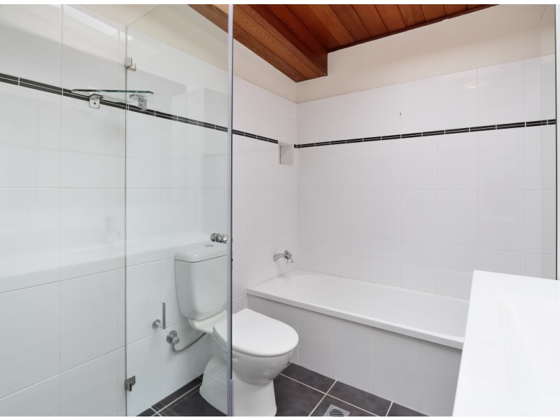 82 Pound Avenue, Frenchs Forest NSW 2086