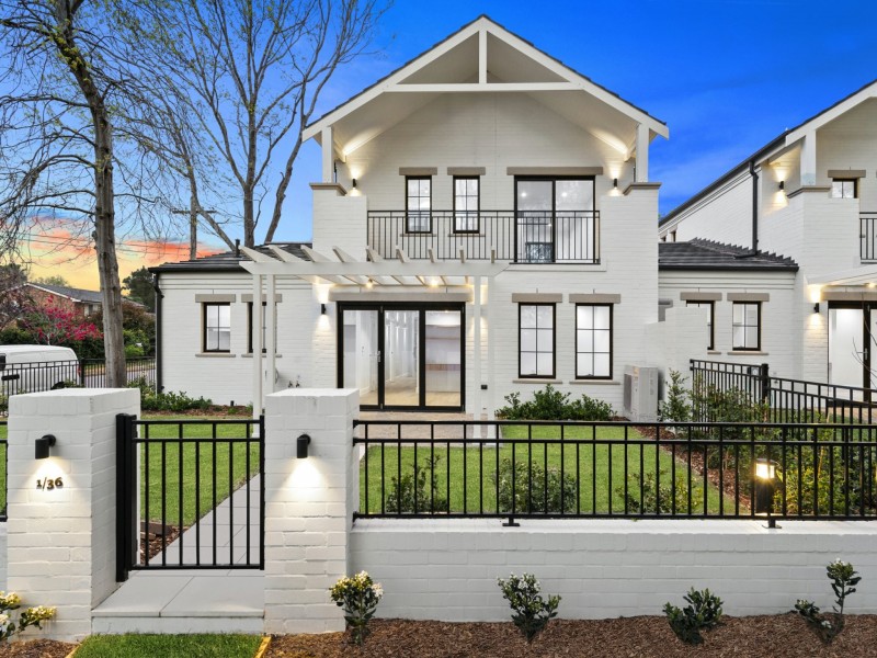 36 Pringle Avenue, Belrose NSW 2085