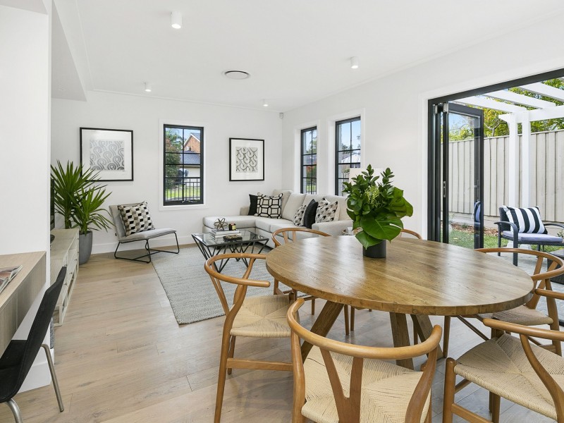 36 Pringle Avenue, Belrose NSW 2085