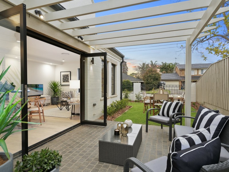 36 Pringle Avenue, Belrose NSW 2085