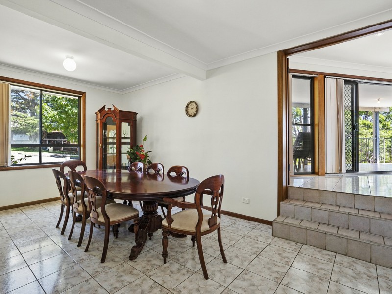 2 Karingal Crescent, Frenchs Forest NSW 2086