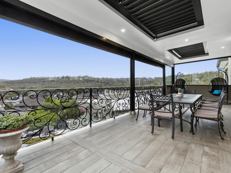 72 Carnarvon Drive, Frenchs Forest NSW 2086