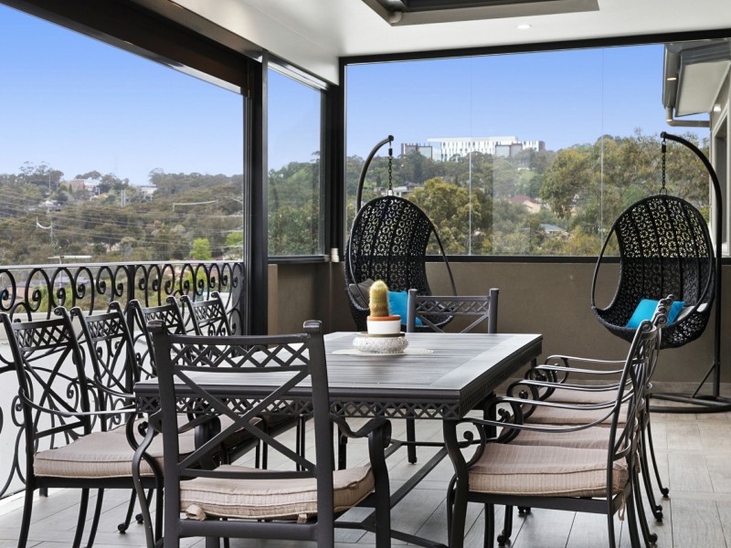 72 Carnarvon Drive, Frenchs Forest NSW 2086