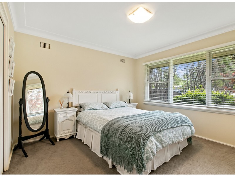 4 Merelyn Road, Belrose NSW 2085