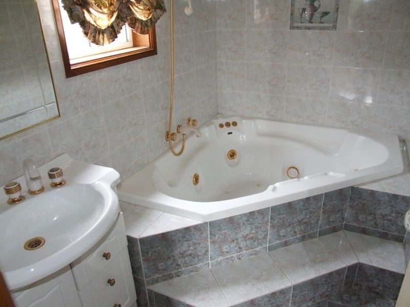 10 Kimberley Ct, Bella Vista NSW 2153