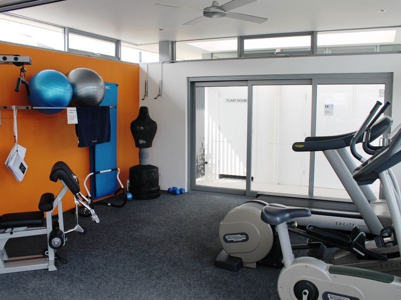 64 Central Park Ave, Baulkham Hills NSW 2153