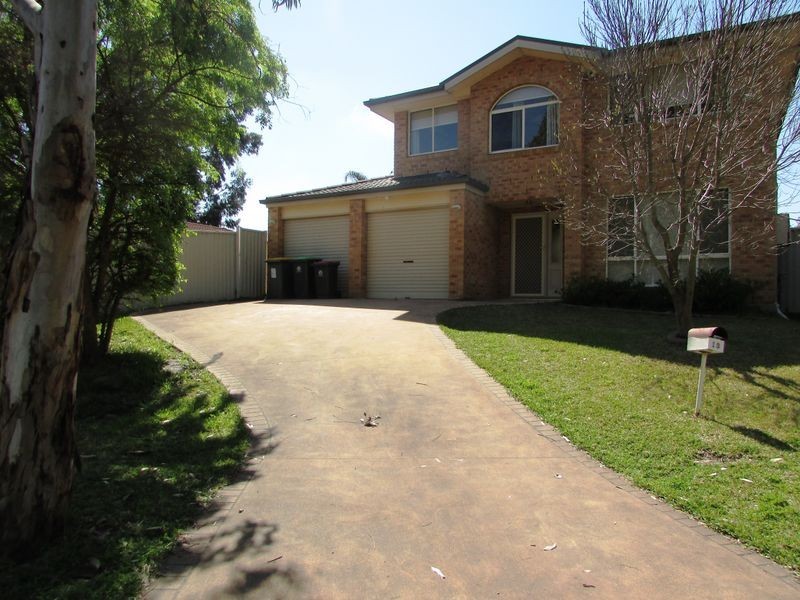 19 Landy Place, Kellyville NSW 2155