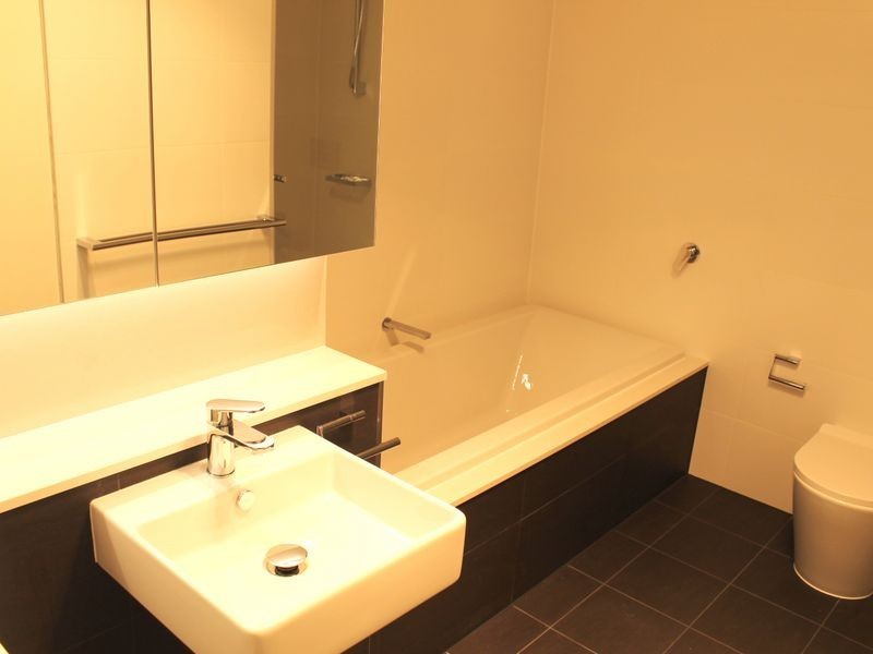 64/38 Solent Circuit, Baulkham Hills NSW 2153