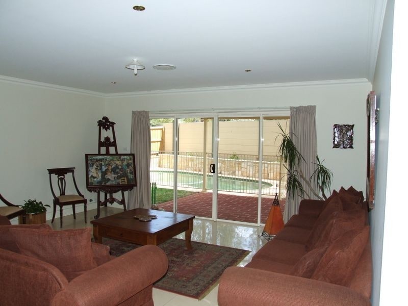 14 Norham Mews, Castle Hill NSW 2154