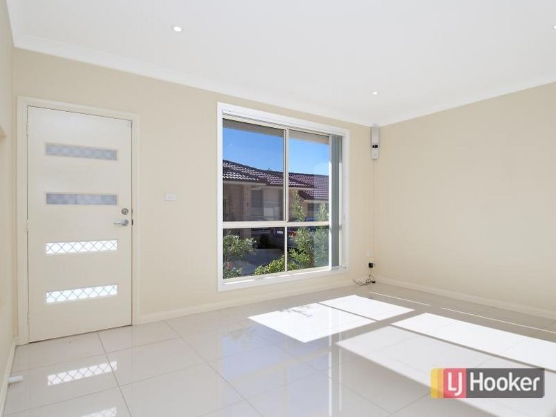 11/17-19 Kenneth Avenue, Baulkham Hills NSW 2153