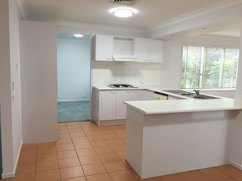 7 Sirrius Close, Beaumont Hills NSW 2155