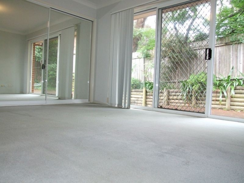 3/45 Cecil Av, Castle Hill NSW 2154