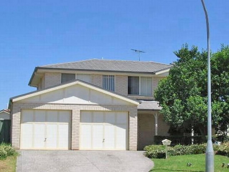 7 Finch Pl, Glenwood NSW 2768