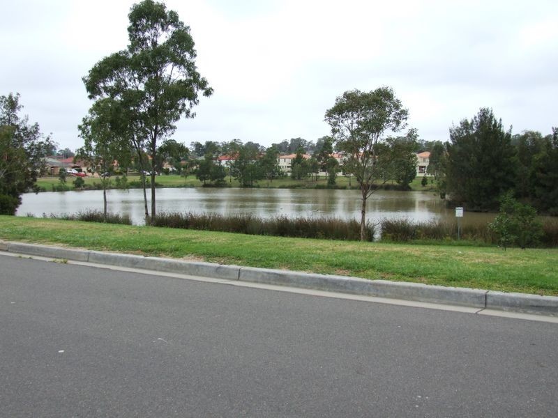 7 Finch Pl, Glenwood NSW 2768