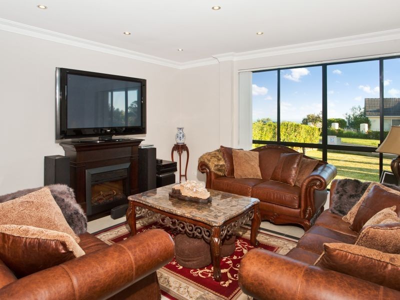 14 Melia Court, Castle Hill NSW 2154